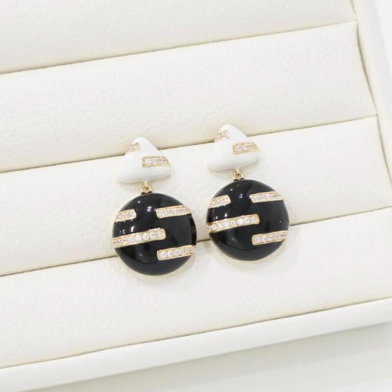 Women s Big Black Ball Circle Drop White Earrings A30617_Single Item
Women s Big Black Ball Circle Drop White Earrings A30617_Single Item