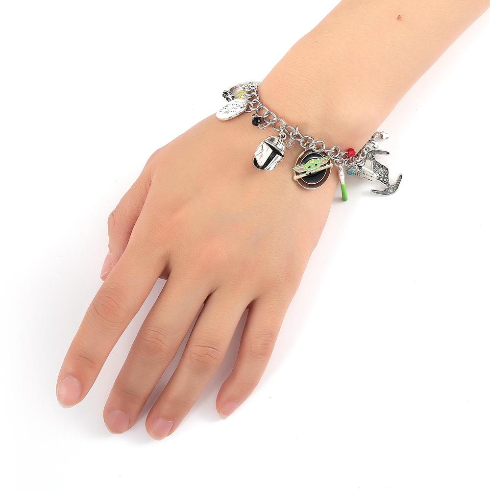 Classic Movie Wars Charm Bracelet with Alien Lightsaber Spaceship Pendant Cosplay Jewelry Gift for Men
Classic Movie Wars Charm Bracelet with Alien Lightsaber Spaceship Pendant Cosplay Jewelry Gift for Men