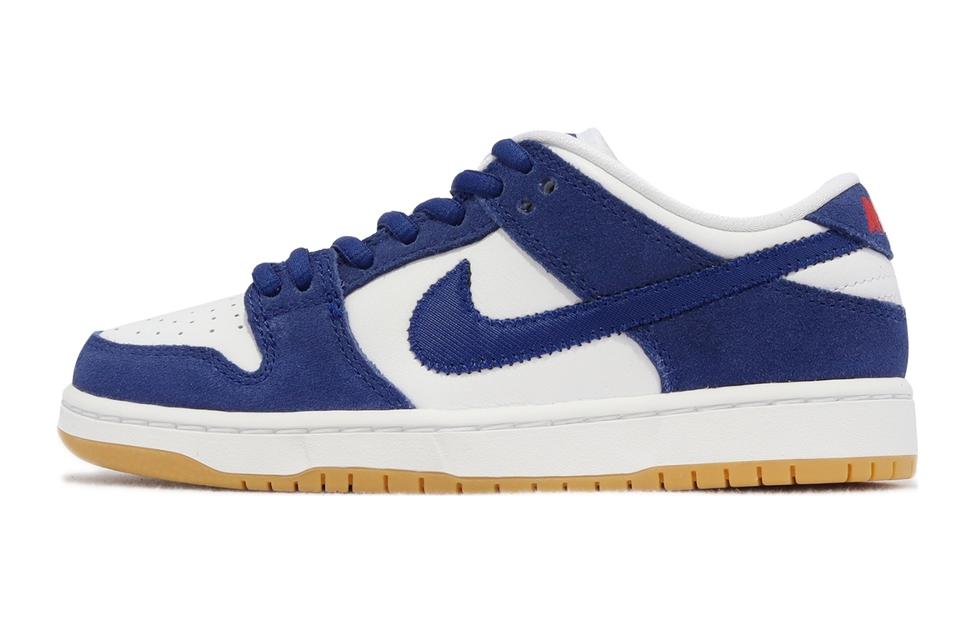 Nike SB Dunk Low Los Angeles Dodgers PS DN3675-401 29.5
Nike SB Dunk Low Los Angeles Dodgers PS DN3675-401 29.5