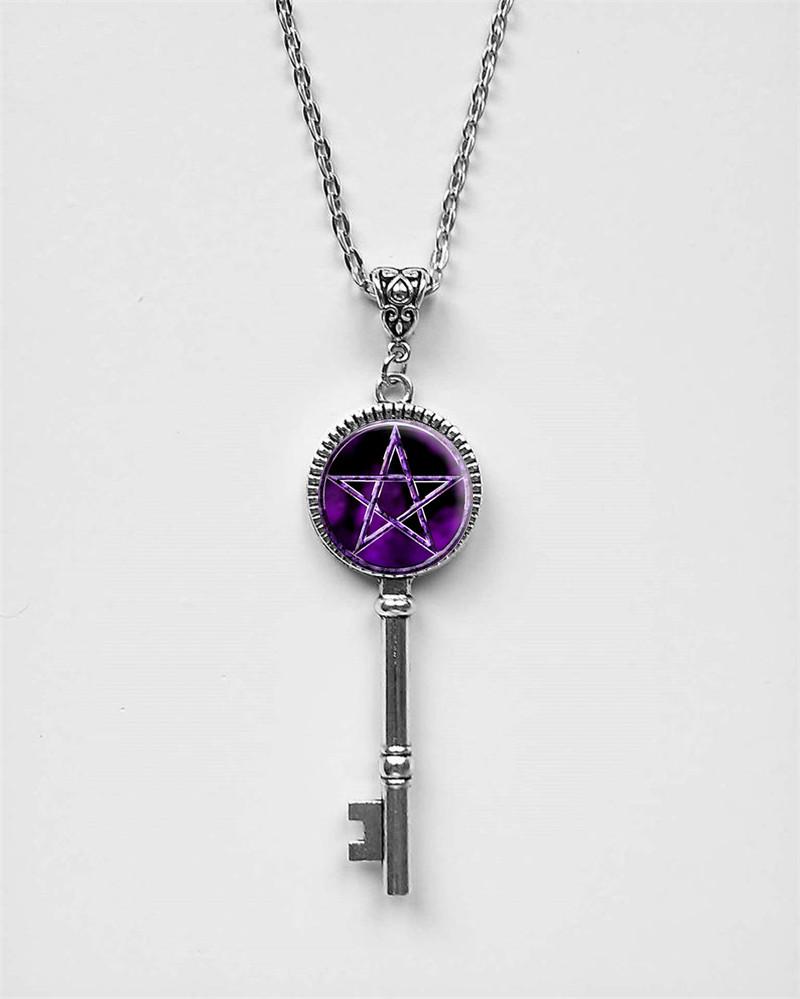 Fashion Classic Five-pointed Star Glass Key Pendant Necklace for Men Women Key of Solomon Magic Array Jewelry Accessories Gifts
Fashion Classic Five-pointed Star Glass Key Pendant Necklace for Men Women Key of Solomon Magic Array Jewelry Accessories Gifts
