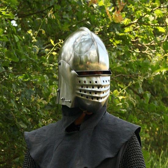 Handcrafted Italian Bellows Face for LARP, Cosplay Display, Knight Costume Accessory, Historic Costume Helmet
Handcrafted Italian Bellows Face for LARP, Cosplay Display, Knight Costume Accessory, Historic Costume Helmet