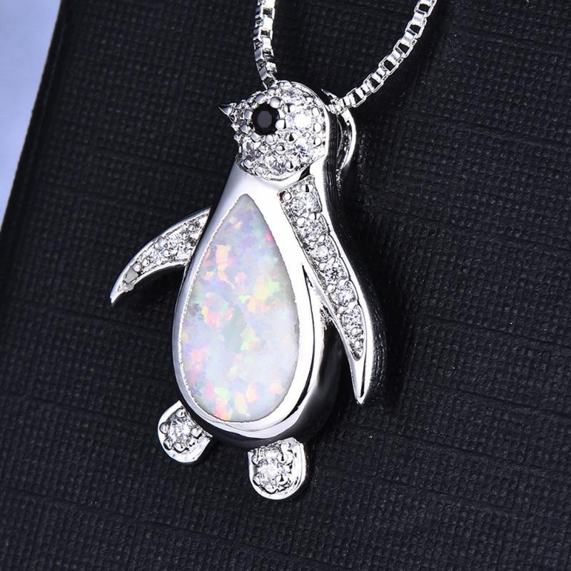 European and American Opal cute penguin necklace simple personality exquisite pendant білий
European and American Opal cute penguin necklace simple personality exquisite pendant білий