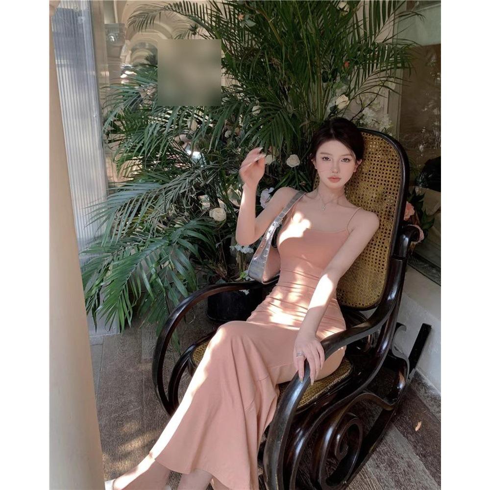 Women s Pink Bodycon Sling Dress - Summer Fishtail Skirt with Waist-Hugging, Hip-Wrapping Design Large
Women s Pink Bodycon Sling Dress - Summer Fishtail Skirt with Waist-Hugging, Hip-Wrapping Design Large