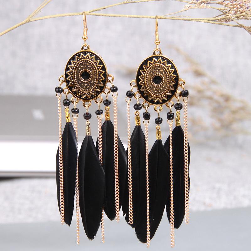 Ethnic Vintage Long Temperament Feather Earrings for Women Elegant Geometric Bead Chain Tassel Earring Boho Female Jewelry чёрный
Ethnic Vintage Long Temperament Feather Earrings for Women Elegant Geometric Bead Chain Tassel Earring Boho Female Jewelry чёрный