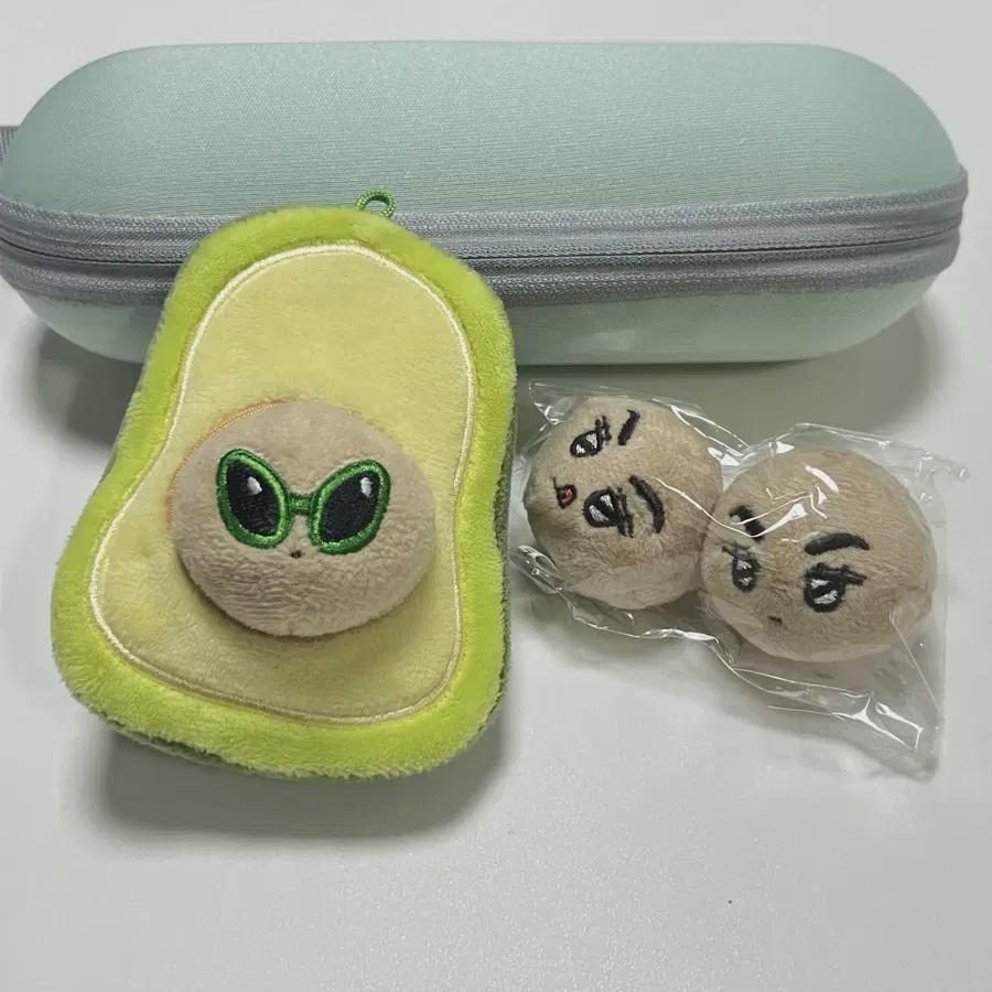 Seventeen Vernon Doll Verbocado
Seventeen Vernon Doll Verbocado