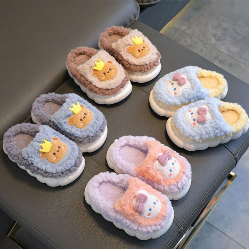 Children s Plush Slippers Warm And Non-Slip Slippers For Boys And Girls Cartoon Kids Shoes Indoor Slippers 34/35
Children s Plush Slippers Warm And Non-Slip Slippers For Boys And Girls Cartoon Kids Shoes Indoor Slippers 34/35