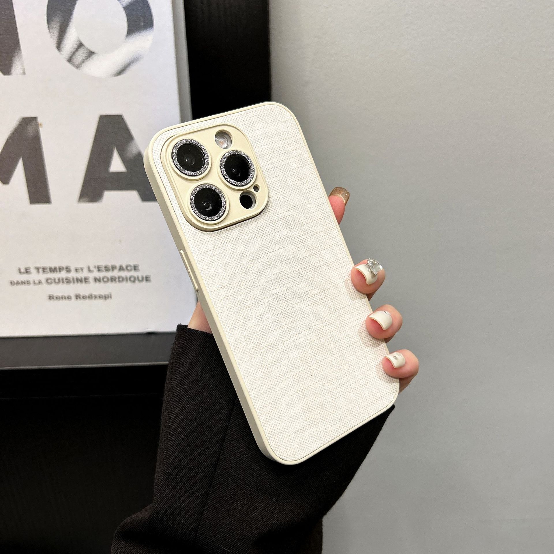 Тканевый узорчатый ремешок на запястье, шнурок, чехол для мобильного телефона, подходит для чехла iPhone12, 14promax, защитный чехол 16plus iPhone11
Тканевый узорчатый ремешок на запястье, шнурок, чехол для мобильного телефона, подходит для чехла iPhone12, 14promax, защитный чехол 16plus iPhone11