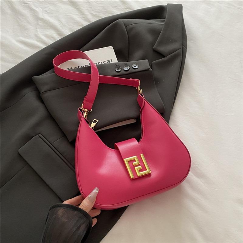 Стильная текстурная сумка под мышкой Новая простая сумочка Городская женская сумка через плечо розовый
Стильная текстурная сумка под мышкой Новая простая сумочка Городская женская сумка через плечо розовый