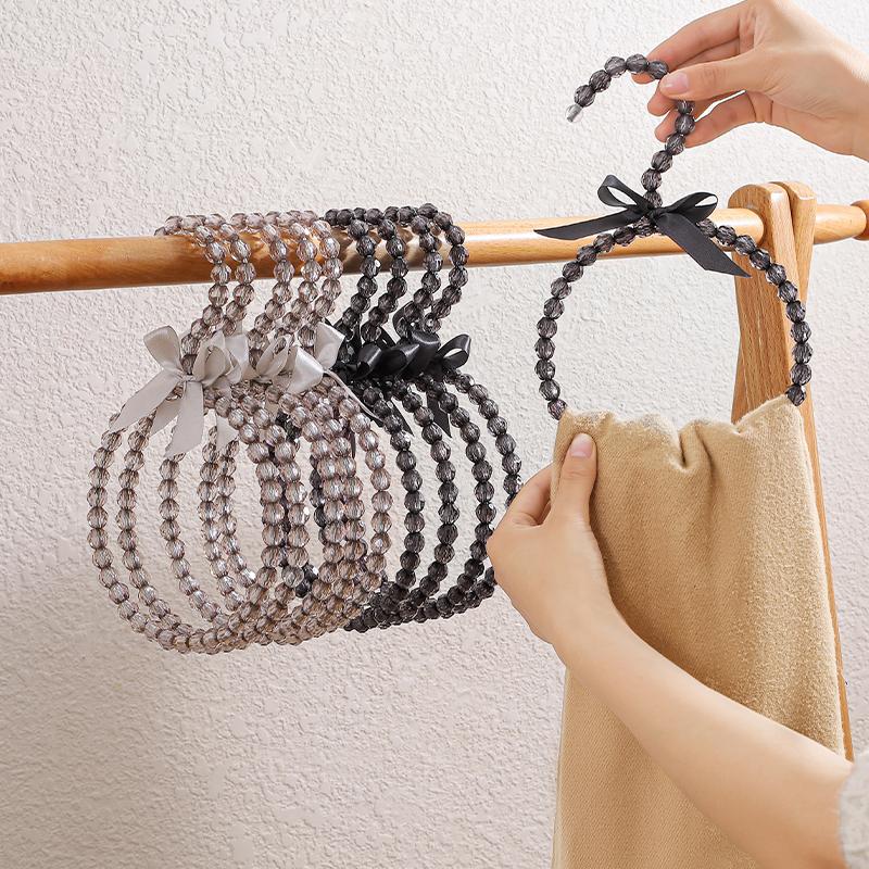 1PC Scarf Ring Hanger Wardrobes Accessories Circular Clothing Hook Photo Props Pearl Scarf Ring Creative 2 styles
1PC Scarf Ring Hanger Wardrobes Accessories Circular Clothing Hook Photo Props Pearl Scarf Ring Creative 2 styles