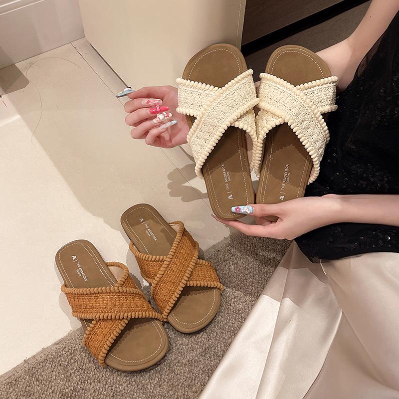 Beach feeling design niche retro cool slippers vacation soft bottom giant one-word cool slippers female gentleness 35 бежевый
Beach feeling design niche retro cool slippers vacation soft bottom giant one-word cool slippers female gentleness 35 бежевый