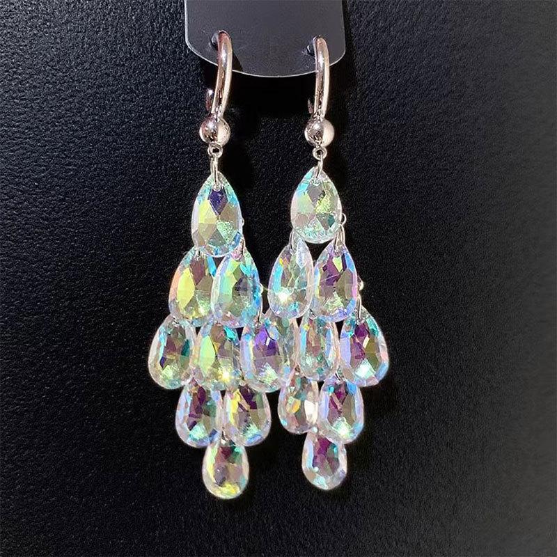 Light Luxury Color Crystal Water Drop Fringed Earrings Fashionable Original Design Fringed Long Earrings Versatile Foreign Gas Earrings
Light Luxury Color Crystal Water Drop Fringed Earrings Fashionable Original Design Fringed Long Earrings Versatile Foreign Gas Earrings