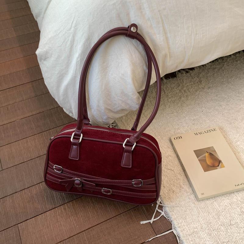 Популярные сумки женские 2025 осень новые сумки дорожные сумки-боулинги простые модные сумки сумки через плечо женские сумки красный
Популярные сумки женские 2025 осень новые сумки дорожные сумки-боулинги простые модные сумки сумки через плечо женские сумки красный