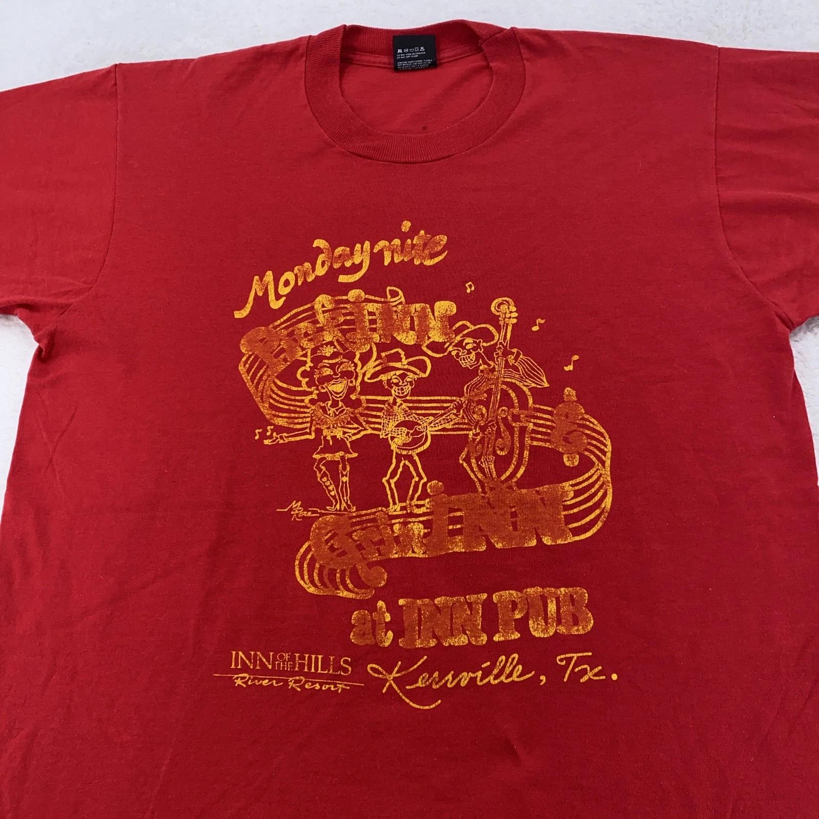 Винтажная рубашка Inn of the Hills Мужская M/L Керрвилл Техас Музыкальная Графика 90-е США S
Винтажная рубашка Inn of the Hills Мужская M/L Керрвилл Техас Музыкальная Графика 90-е США S