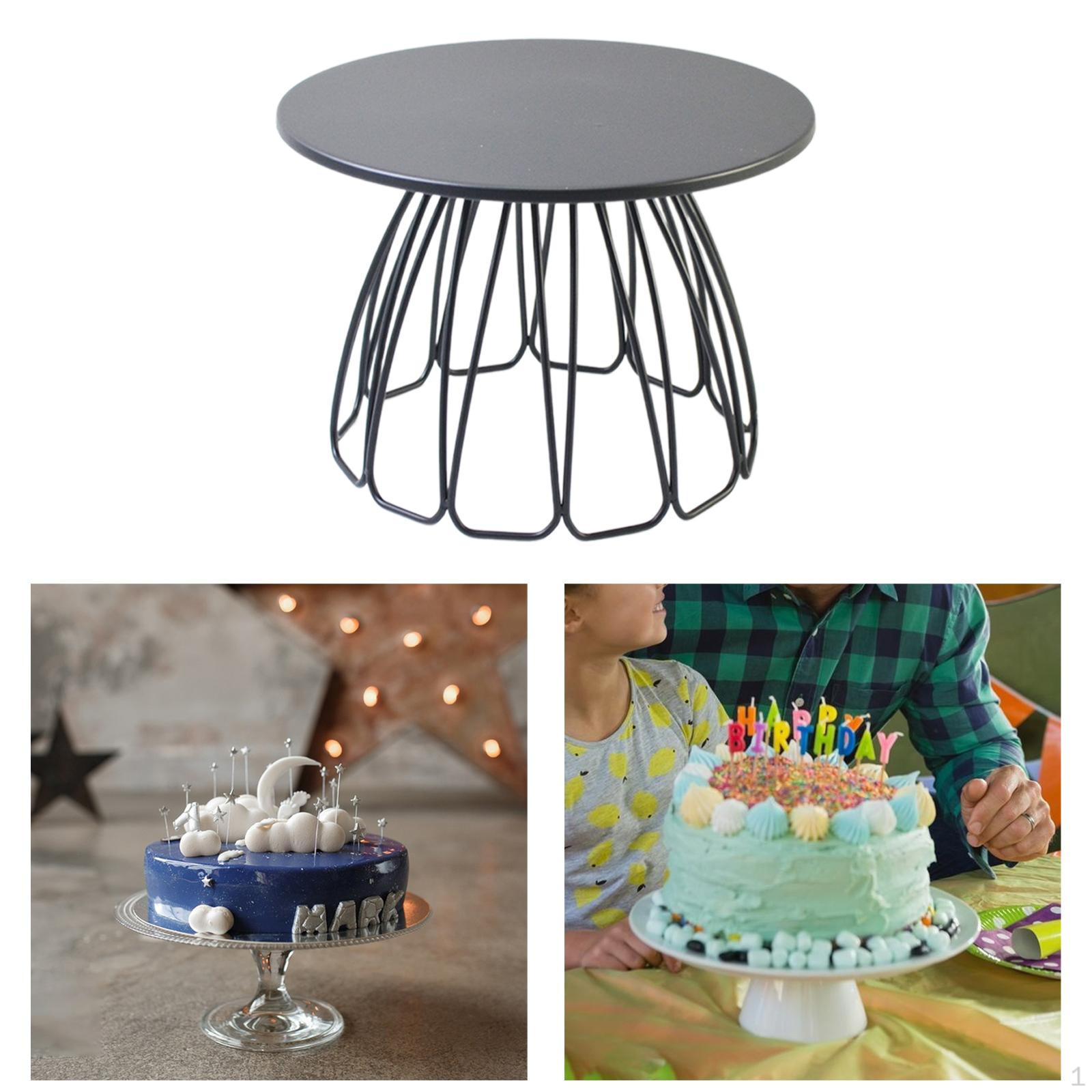 Подставка для торта. Держатель для кексов представляет собой сервировочный поднос для семейного сбора. белый
Подставка для торта. Держатель для кексов представляет собой сервировочный поднос для семейного сбора. белый