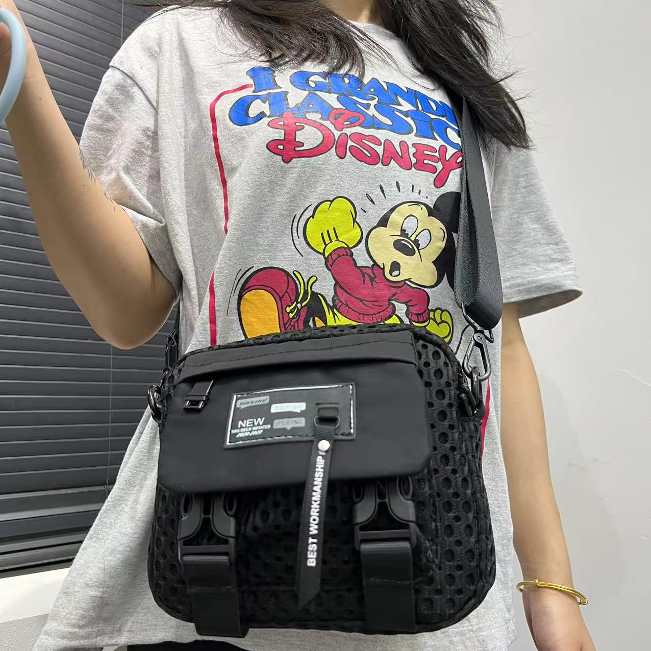Women S Casual Personalized Oblique Span Bag Multi-Partition Lightweight Splicing Shoulder Handbag чорний
Women S Casual Personalized Oblique Span Bag Multi-Partition Lightweight Splicing Shoulder Handbag чорний