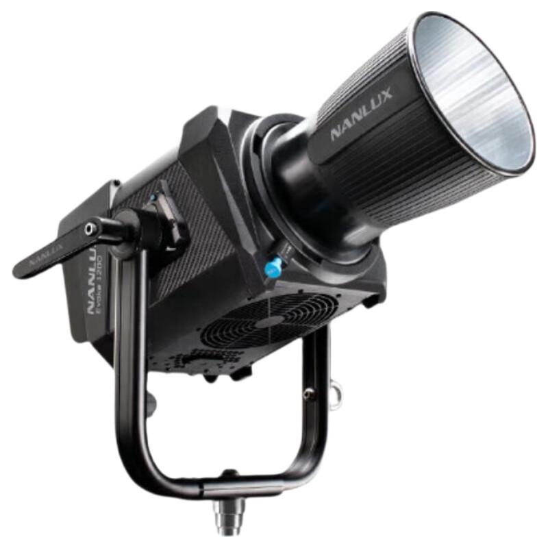 NANLITE Evoke 1200 Bi-color LED Studio Light
NANLITE Evoke 1200 Bi-color LED Studio Light