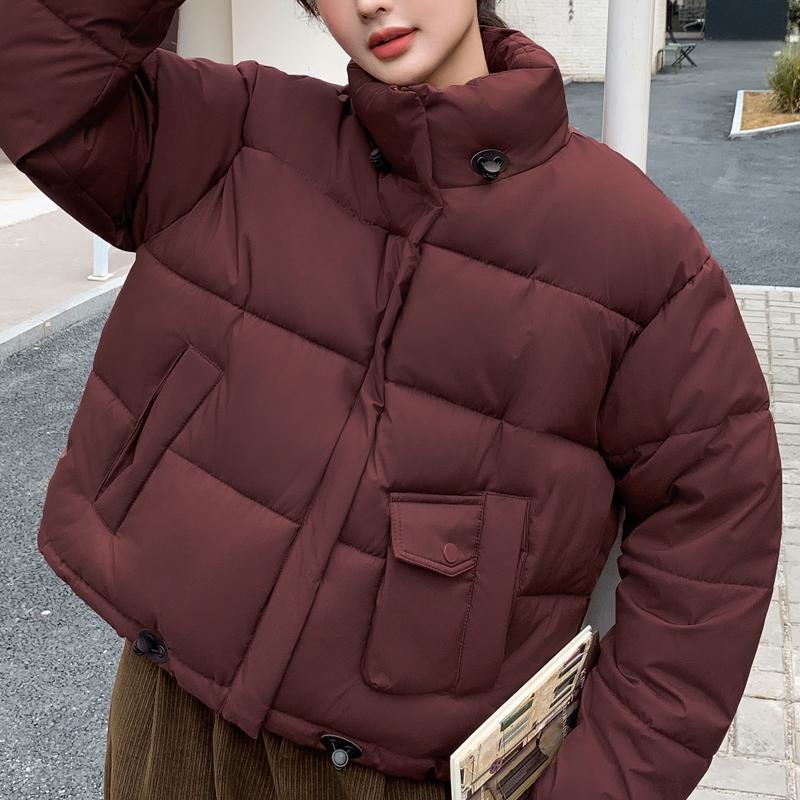 Зимние куртки женские верхняя одежда модные свободные толстые теплые короткие парки M чёрный
Зимние куртки женские верхняя одежда модные свободные толстые теплые короткие парки M чёрный