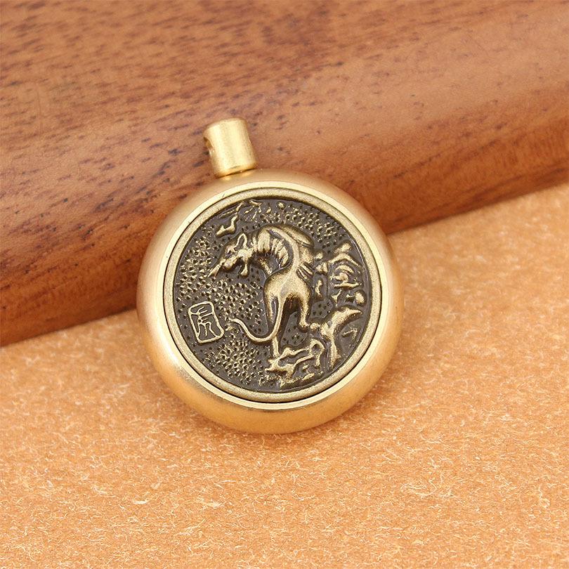 Rotating Brass Zodiac Coin Keychain & Pendant - Lucky Metal Ornament Accessory
Rotating Brass Zodiac Coin Keychain & Pendant - Lucky Metal Ornament Accessory