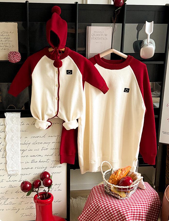 2025 Autumn/Winter Smiley Face Parent-Child Korean Sweater & Full Moon Baby Romper Set for Family of Three 130 Top
2025 Autumn/Winter Smiley Face Parent-Child Korean Sweater & Full Moon Baby Romper Set for Family of Three 130 Top