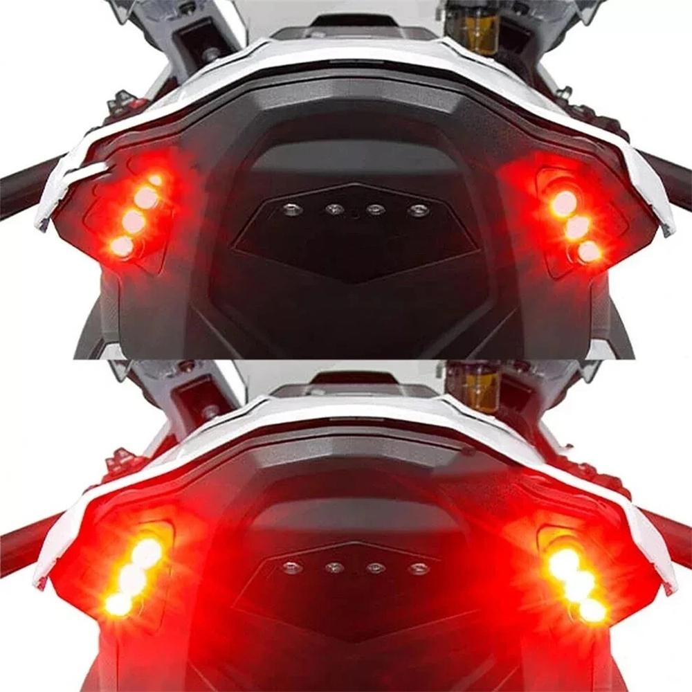 1x For BMW S1000RR 2023-2025 Turn Signal Light In-Tail LED Integrated Tail Light
1x For BMW S1000RR 2023-2025 Turn Signal Light In-Tail LED Integrated Tail Light