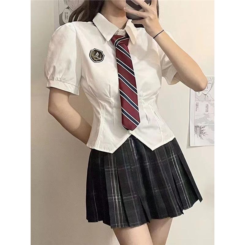 JK Summer Women s British College Style Petite Skirt Two-Piece Set: Age-Reducing Korean School Uniform L
JK Summer Women s British College Style Petite Skirt Two-Piece Set: Age-Reducing Korean School Uniform L
