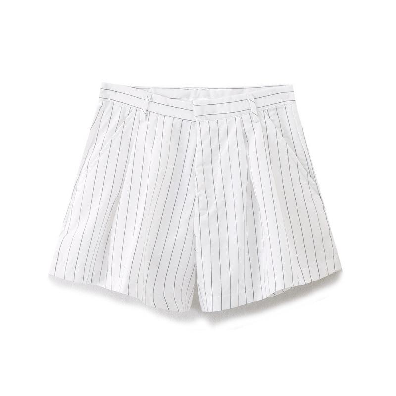 Spring Collection: European & American Women s Street Fashion Striped Mini Wide-Leg Shorts Medium
Spring Collection: European & American Women s Street Fashion Striped Mini Wide-Leg Shorts Medium