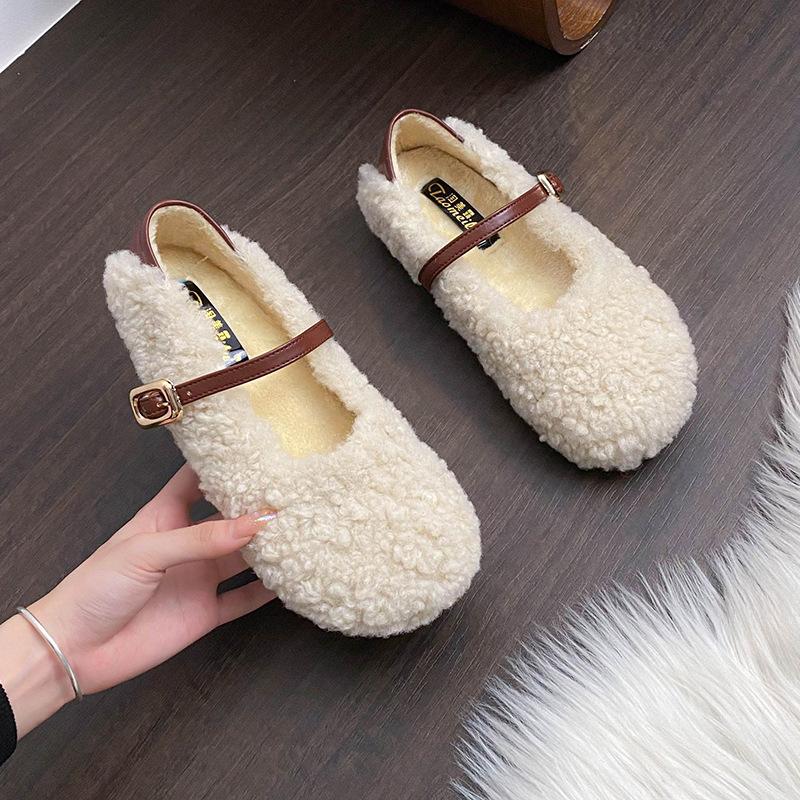 Mao Mao shoes women s 2025 new winter wear velvet thick-soled Doudou shoes soft-soled pregnant women ladyshoes large size 41-43 33
Mao Mao shoes women s 2025 new winter wear velvet thick-soled Doudou shoes soft-soled pregnant women ladyshoes large size 41-43 33