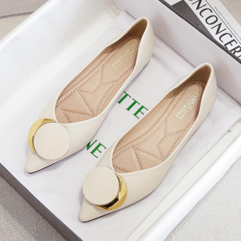 fashion 2024 Pointed Toe Soft Leather Black Beige Lady Fashion Flats Round Buckle Flat Sole Large Size 42 43 Flats Shoes Women
fashion 2024 Pointed Toe Soft Leather Black Beige Lady Fashion Flats Round Buckle Flat Sole Large Size 42 43 Flats Shoes Women