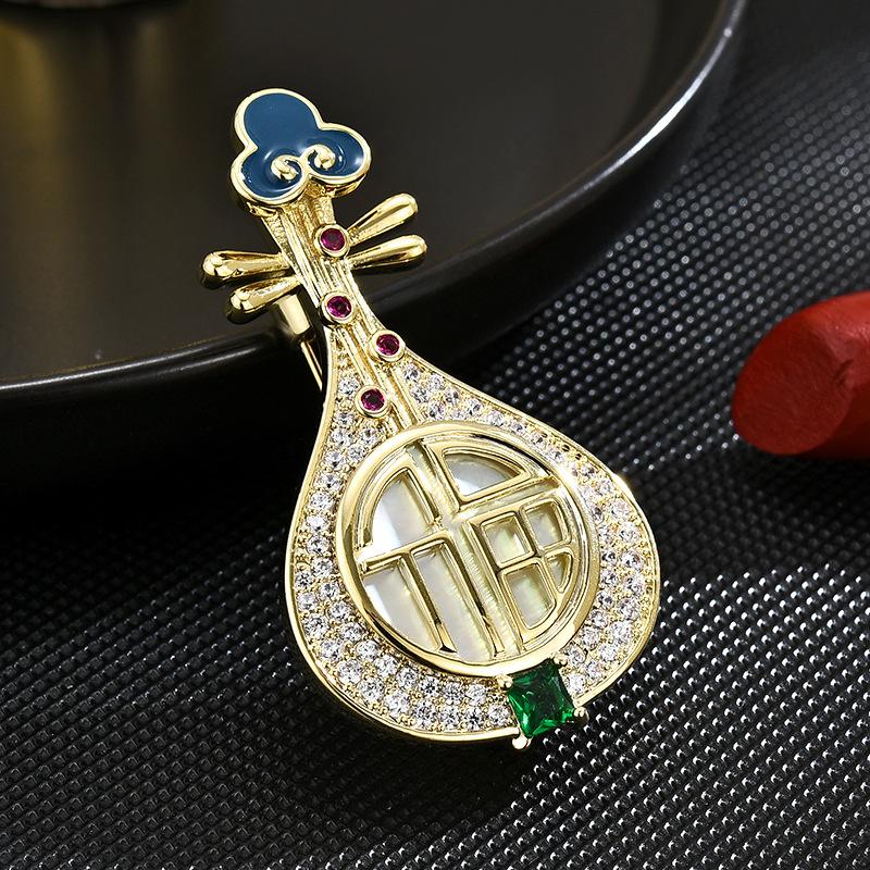 Ladies Light Luxury Design Elegant Pipa Instrument Brooch Fashionable And Versatile Niche Design Sense Brooch Daily Accessories
Ladies Light Luxury Design Elegant Pipa Instrument Brooch Fashionable And Versatile Niche Design Sense Brooch Daily Accessories