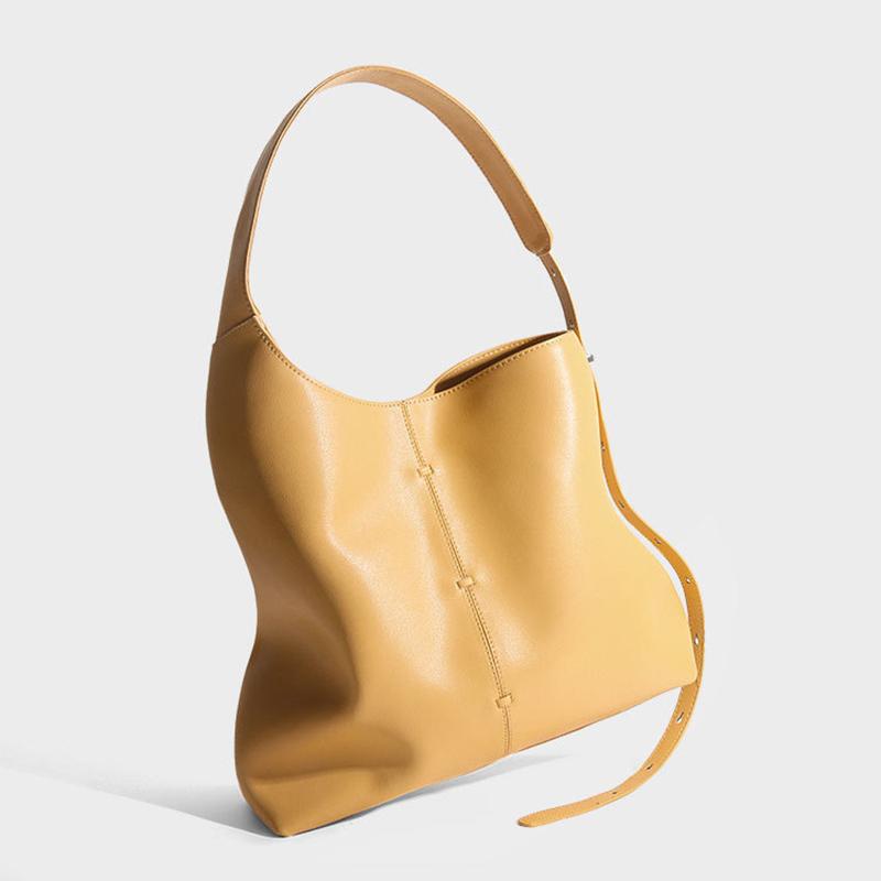 Large Capacity Women s Bag New Shoulder Bag Design Unique Adjustable Strap Fashion Handbag Splicing Bucket Bag Designer Bag
Large Capacity Women s Bag New Shoulder Bag Design Unique Adjustable Strap Fashion Handbag Splicing Bucket Bag Designer Bag