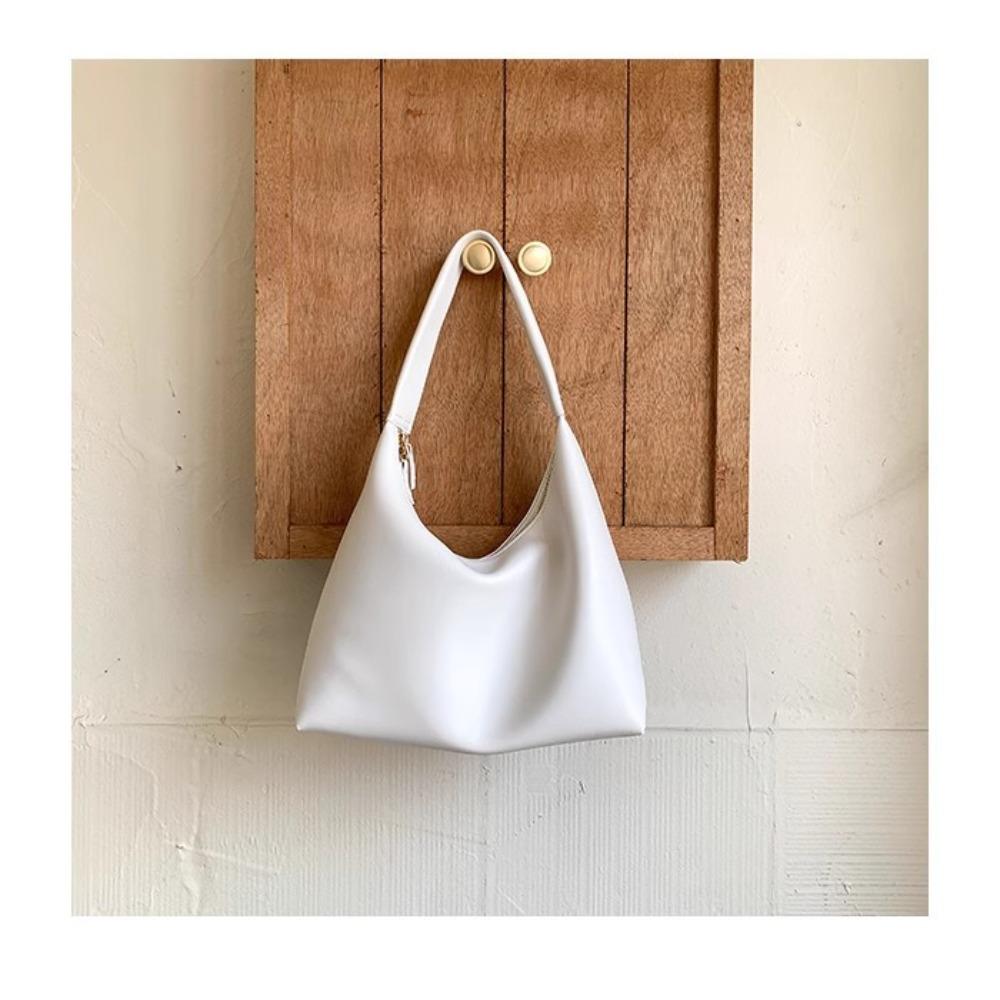 Универсальная портативная сумка из мягкой кожи, на плечо, подмышку белый
Универсальная портативная сумка из мягкой кожи, на плечо, подмышку белый