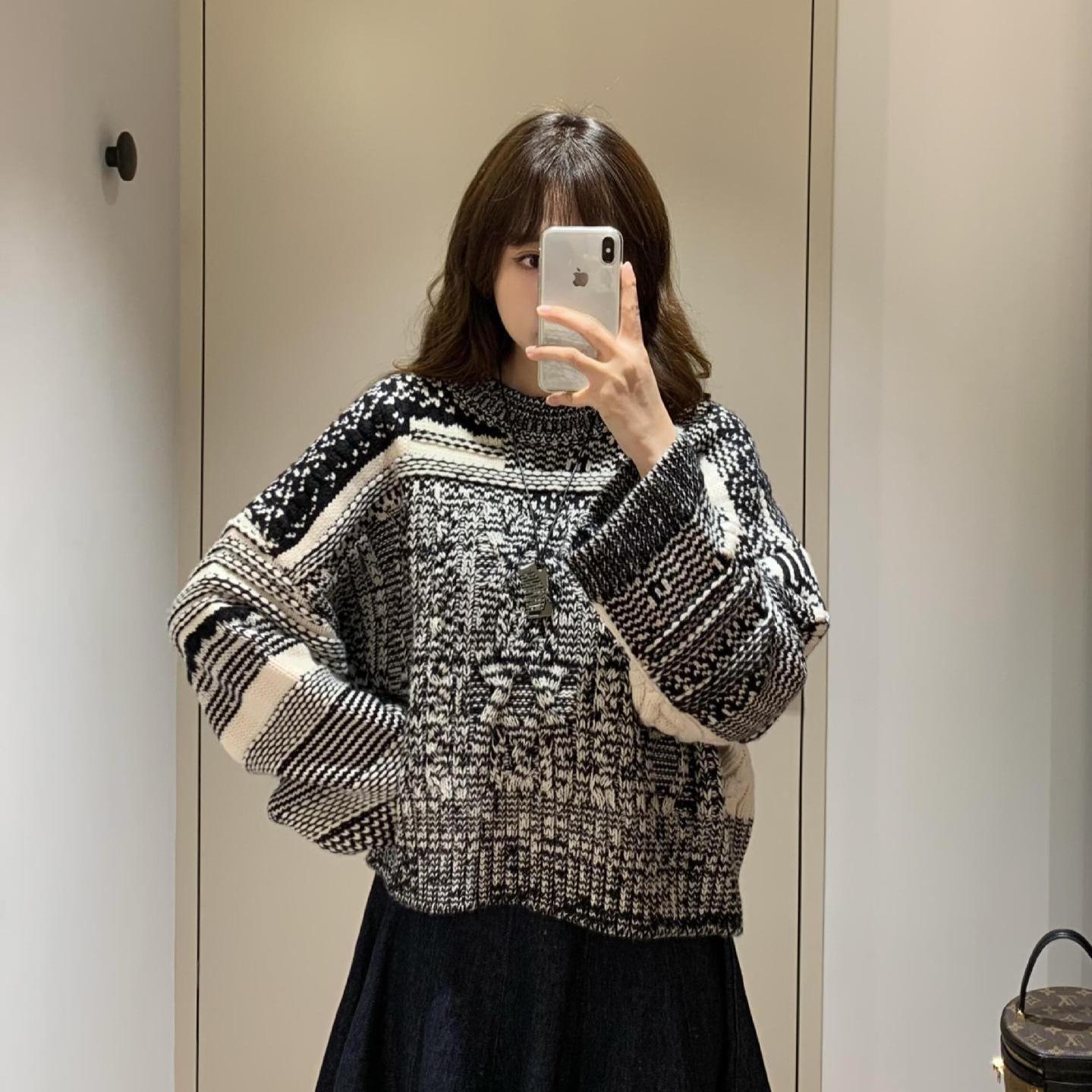 Женский повседневный свитер из смеси шерсти в стиле фэр-айл - толстый свободный крой M чёрный/белый
Женский повседневный свитер из смеси шерсти в стиле фэр-айл - толстый свободный крой M чёрный/белый