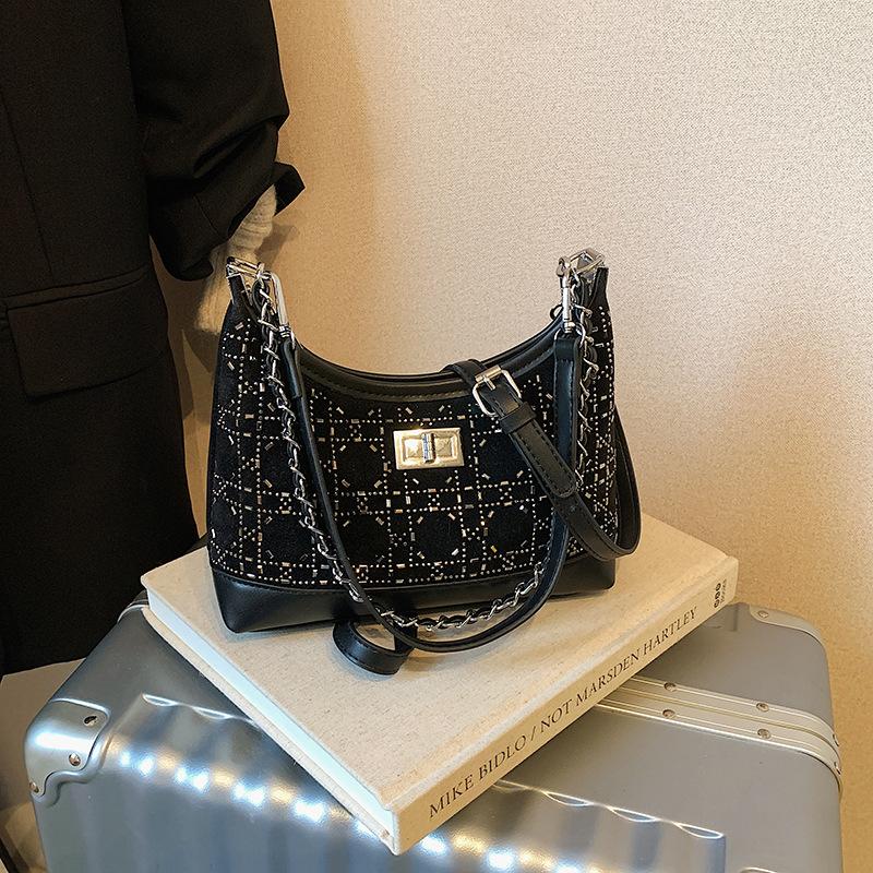 Fashion diamond-encrusted bag women s new temperament gypsy star trend versatile tote messenger bag tide чёрный
Fashion diamond-encrusted bag women s new temperament gypsy star trend versatile tote messenger bag tide чёрный