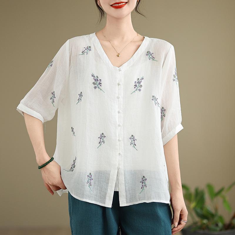Women s V-Neck Cotton & Linen Embroidered Shirt with 5-Point Sleeves - New Chinese Style, Loose Fit, Versatile for Summer. 2XL
Women s V-Neck Cotton & Linen Embroidered Shirt with 5-Point Sleeves - New Chinese Style, Loose Fit, Versatile for Summer. 2XL