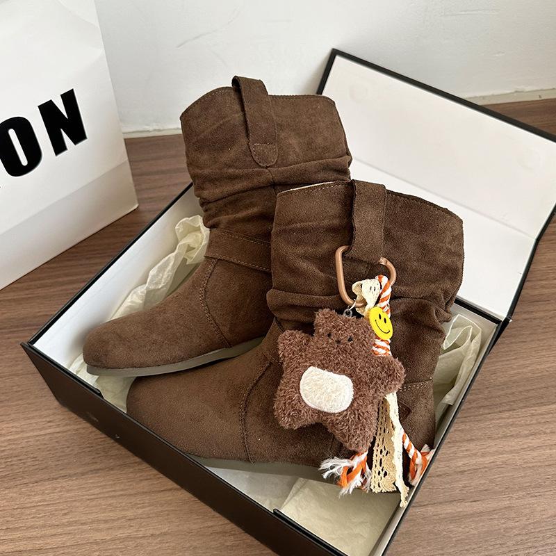 Ретро замшевые элегантные темпераментные ботинки Мартина женские туфли 2025 осенние одинарные ботинки корейская мода универсальные маленькие короткие ботинки 40 темно-коричневого
Ретро замшевые элегантные темпераментные ботинки Мартина женские туфли 2025 осенние одинарные ботинки корейская мода универсальные маленькие короткие ботинки 40 темно-коричневого