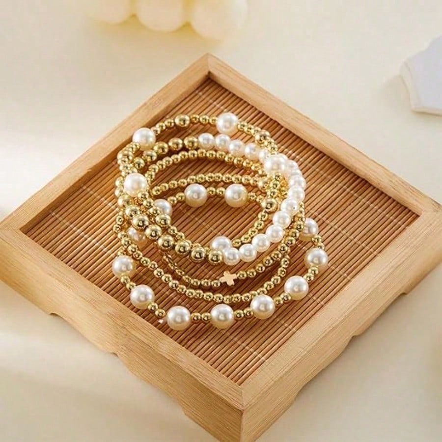 5-Piece Gold-Tone Beaded Bracelet Set with Faux Pearls, Stackable for Daily Wear 5-piece Set белый
5-Piece Gold-Tone Beaded Bracelet Set with Faux Pearls, Stackable for Daily Wear 5-piece Set белый