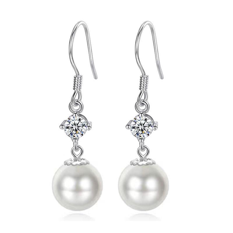 Temperament: Hong Kong Style Retro Handmade Long Earrings, Women S Fashion Tassels, Zircon, Pearl Earrings білий
Temperament: Hong Kong Style Retro Handmade Long Earrings, Women S Fashion Tassels, Zircon, Pearl Earrings білий