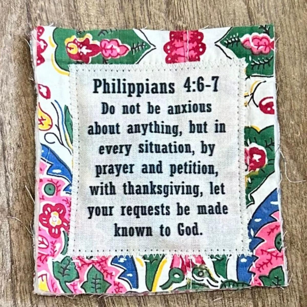 Мини-стеганые одеяла с текстом Священного Писания, Молитвенное одеяло с крестом внутри, Карманное молитвенное одеяло, Сшитые вручную индивидуальные красочные одеяла Сочувствие, Воспоминание Христианский подарок Style 5 разноцветный
Мини-стеганые одеяла с текстом Священного Писания, Молитвенное одеяло с крестом внутри, Карманное молитвенное одеяло, Сшитые вручную индивидуальные красочные одеяла Сочувствие, Воспоминание Христианский подарок Style 5 разноцветный