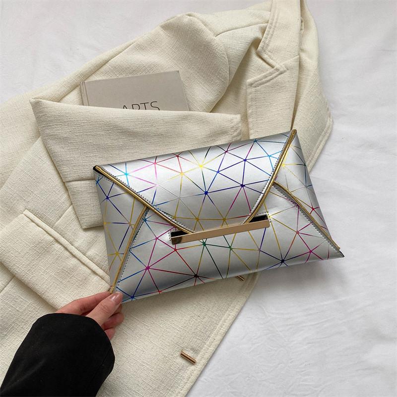 Chic Summer Collection Womens Canvas Envelope Bag With Minimalist Design And Soft Structure срібний
Chic Summer Collection Womens Canvas Envelope Bag With Minimalist Design And Soft Structure срібний