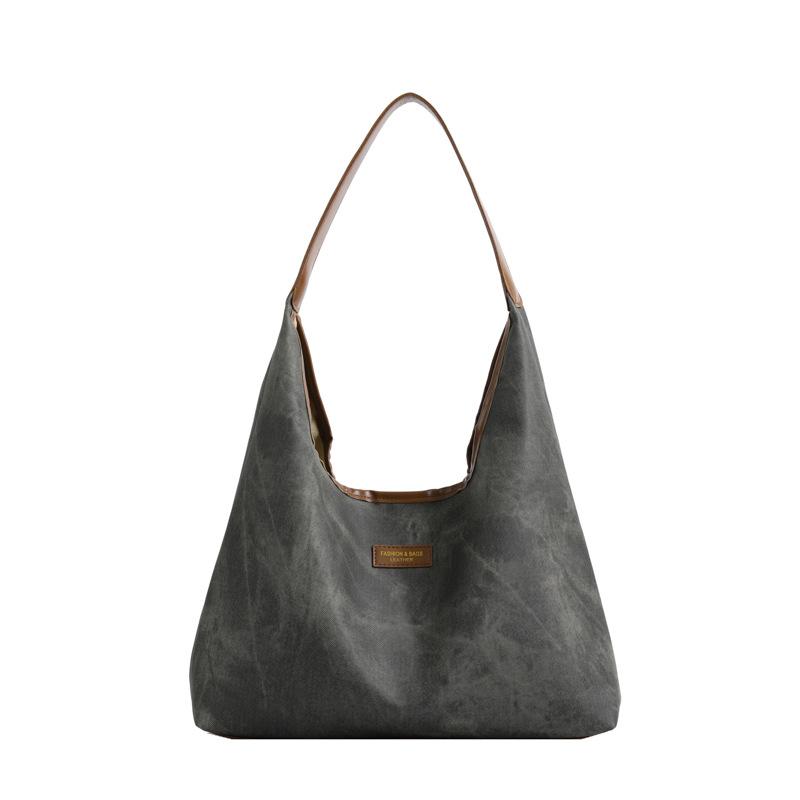 2024 сумка для путешественников с подмышкой, вместительная, женская зимняя новая модная сумка-тоут, простая повседневная сумка через плечо чёрный
2024 сумка для путешественников с подмышкой, вместительная, женская зимняя новая модная сумка-тоут, простая повседневная сумка через плечо чёрный