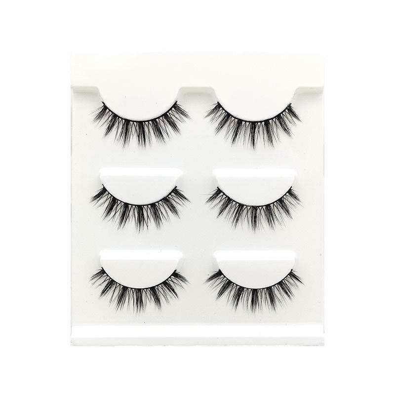 Три пары натуральных длинных завитых накладных ресниц - Стиль D03
Три пары натуральных длинных завитых накладных ресниц - Стиль D03