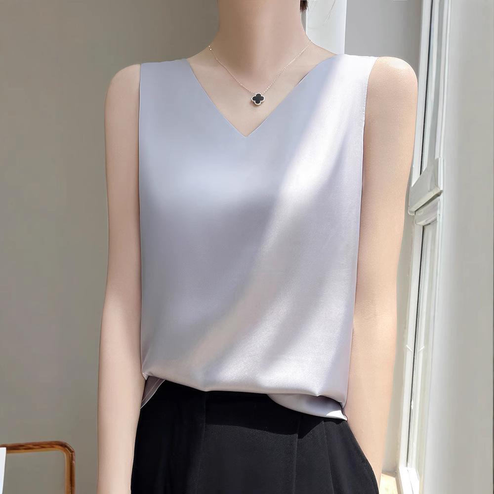 Women s Two-Way Satin Tank: V-Back & Round Neck Ice Silk Camisole XXL (for 135-150 lbs)
Women s Two-Way Satin Tank: V-Back & Round Neck Ice Silk Camisole XXL (for 135-150 lbs)