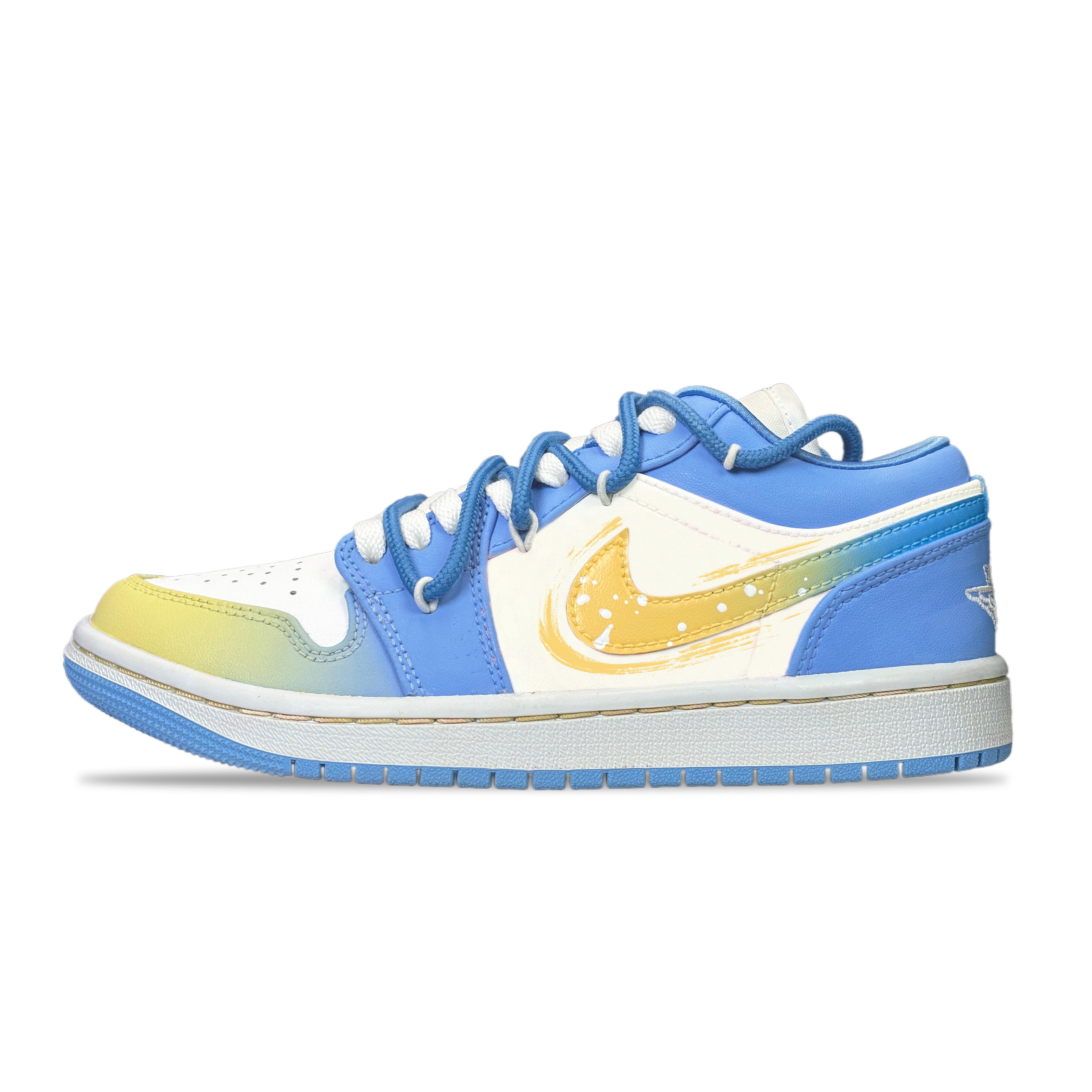 Jordan Air Jordan 1 YDCC Maple Abrasion Resistant Low top Vintage Basketball Shoes Women s Blue AO9944-441(Team501-) 44.5
Jordan Air Jordan 1 YDCC Maple Abrasion Resistant Low top Vintage Basketball Shoes Women s Blue AO9944-441(Team501-) 44.5