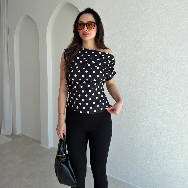 Women s Hot Girl Design Polka Dot Print Oblique Collar Off-the-shoulder Slim All-match Top L чорний
Women s Hot Girl Design Polka Dot Print Oblique Collar Off-the-shoulder Slim All-match Top L чорний