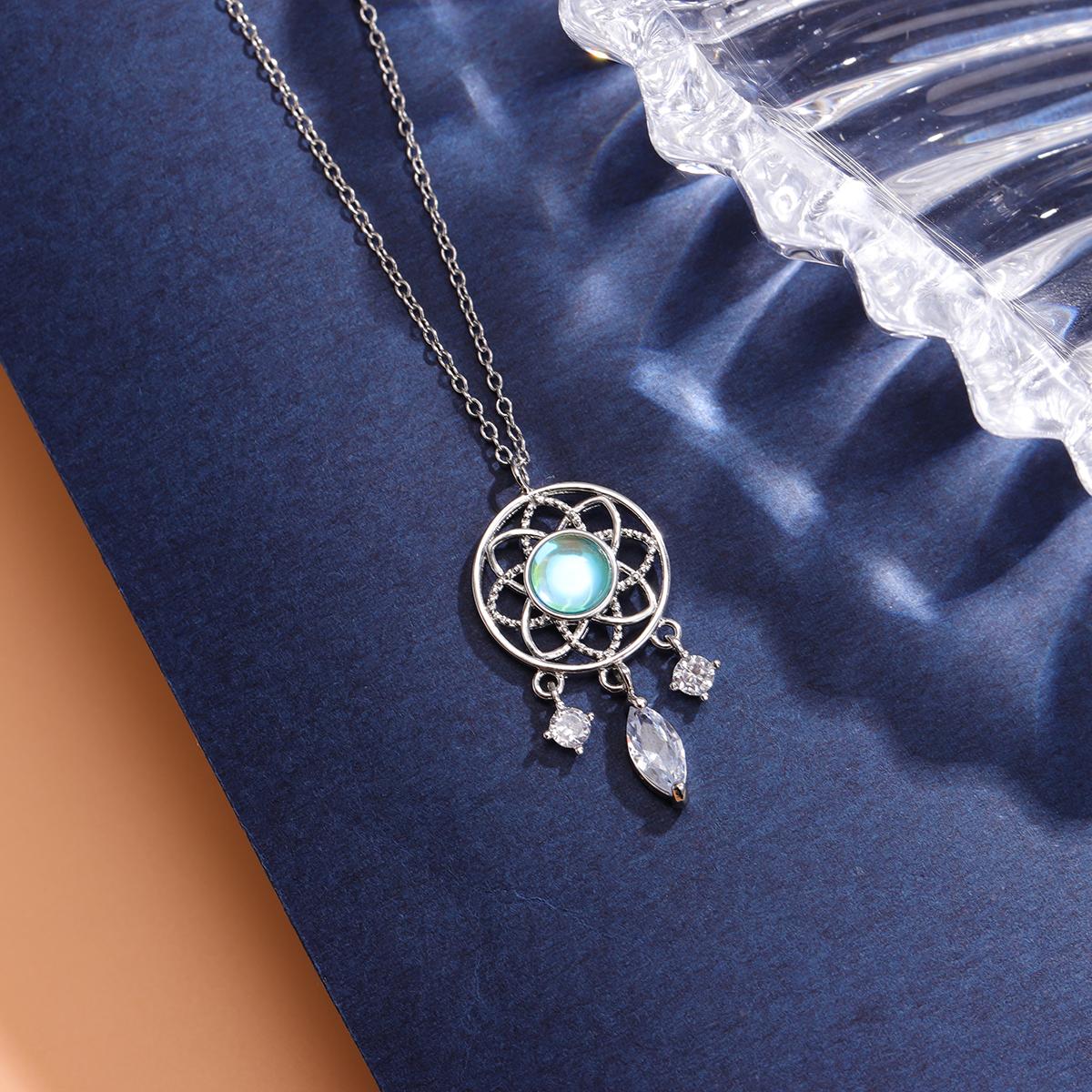 Fashion 925 Sterling Silver Dreamy Gradient Moonlight Dream Catcher Hollow Round Clavicle Chain Necklaces XL213 срібний
Fashion 925 Sterling Silver Dreamy Gradient Moonlight Dream Catcher Hollow Round Clavicle Chain Necklaces XL213 срібний