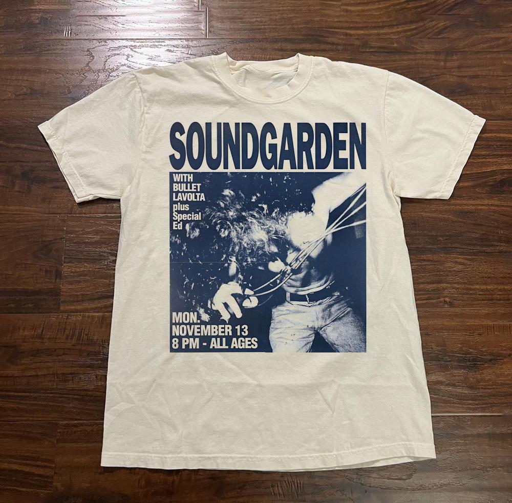 Soundgarden Band Tour Concert For Men Women Cotton Shirt Full Size Unisex T-Shirt L
Soundgarden Band Tour Concert For Men Women Cotton Shirt Full Size Unisex T-Shirt L