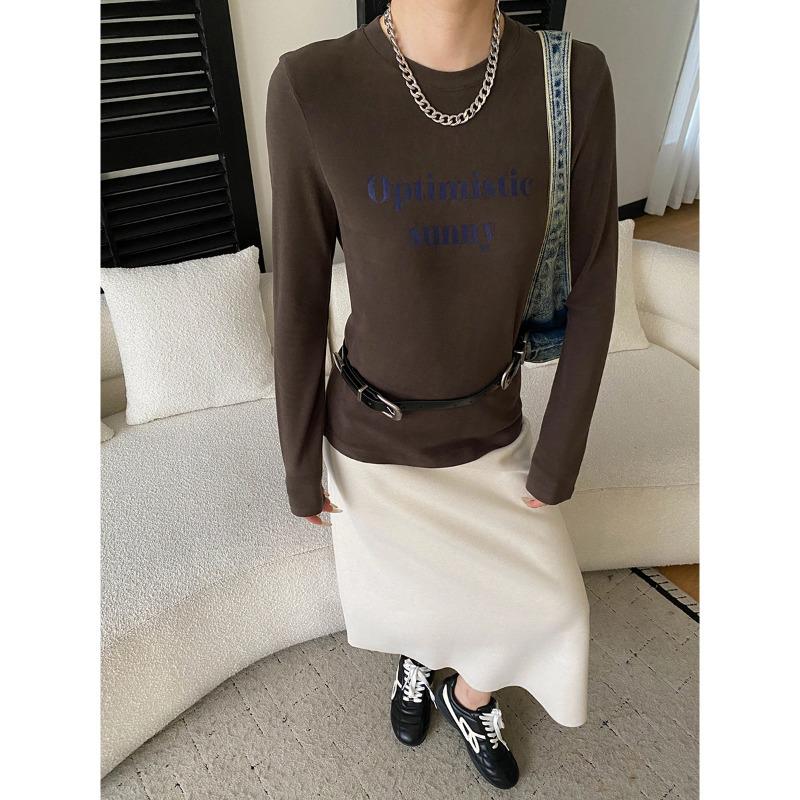 Sinan Long-term Slimming Fleece T-shirt with Round Neck and Letter Print (SN8482) Large
Sinan Long-term Slimming Fleece T-shirt with Round Neck and Letter Print (SN8482) Large