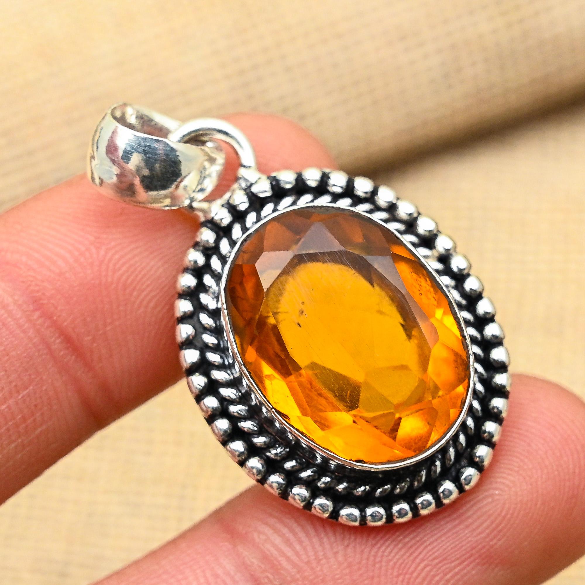 Невероятный медовый топаз драгоценный камень ручной работы из стерлингового серебра 925 пробы ювелирный кулон для женщин
Невероятный медовый топаз драгоценный камень ручной работы из стерлингового серебра 925 пробы ювелирный кулон для женщин