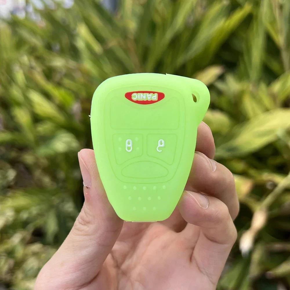 For Chrysler Pacifica Aspen 300 Dodge Caravan Jeep Wrangler Commander Grand Cherokee 3 Buttons Silicone Key Cover Case Keychain
For Chrysler Pacifica Aspen 300 Dodge Caravan Jeep Wrangler Commander Grand Cherokee 3 Buttons Silicone Key Cover Case Keychain