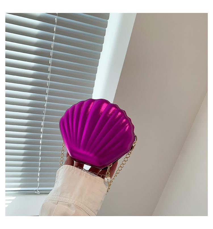 Простая сумка-ракушка 2025 новая женская мода инс текстура тренд цепочка кроссбоди маленькая сумка лакированная кожа фестоны
Простая сумка-ракушка 2025 новая женская мода инс текстура тренд цепочка кроссбоди маленькая сумка лакированная кожа фестоны